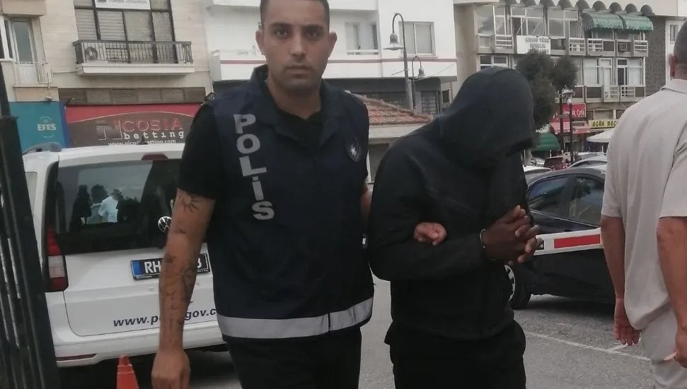 Ülkede 6 seneden fazla izinsiz kalmakla itham ediliyor! Zanlı 3 gün tutuklu