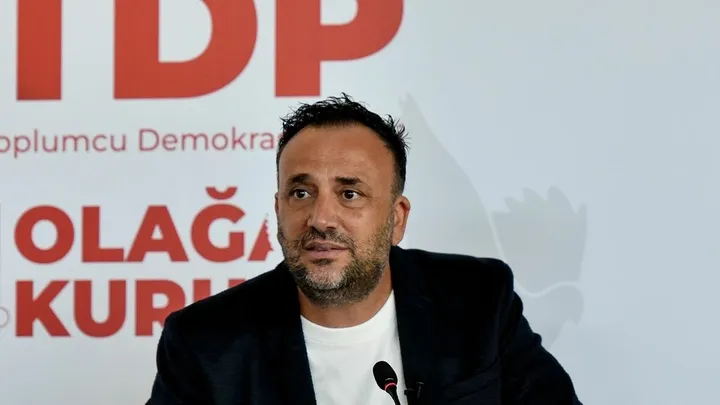 Zeki Çeler: Erken seçim kaçınılmaz, hala neyi bekliyorlar?