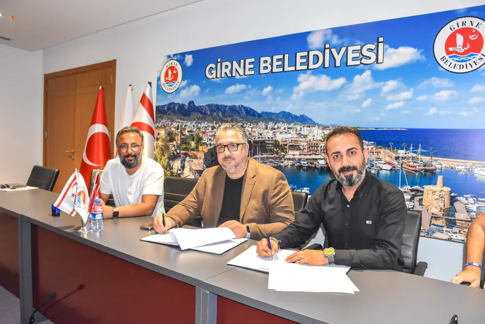  Girne’de ‘Elektrikli Bisiklet sistemi ihalesi’ imzalandı