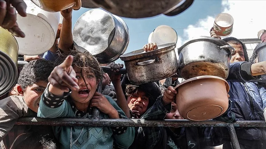  Gazze Şeridi’nden sosyal medyaya taşan feryat: #Gazze_Açlıktan_Ölüyor