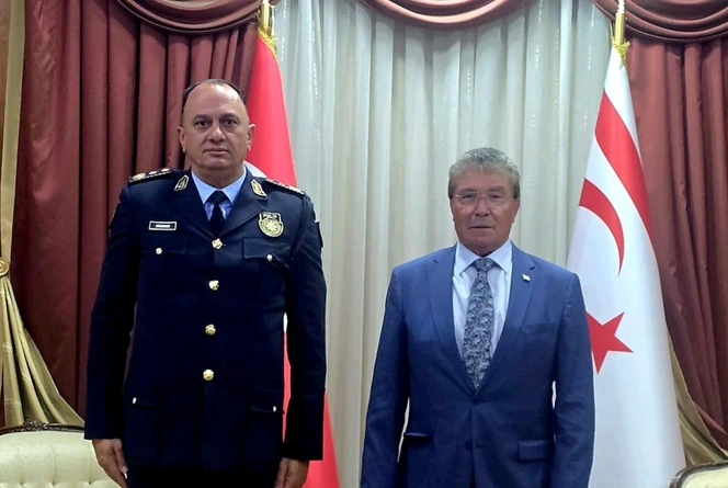  Başbakan Ünal Üstel, Polis Genel Müdürü Ali Adalıer’i kabul etti