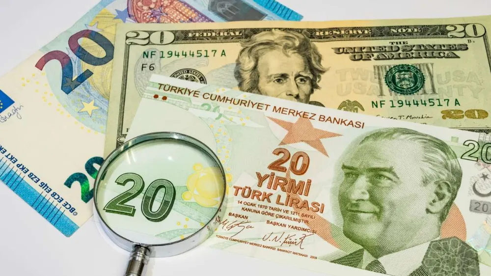 Dolar ve Sterlin’den yeni rekor