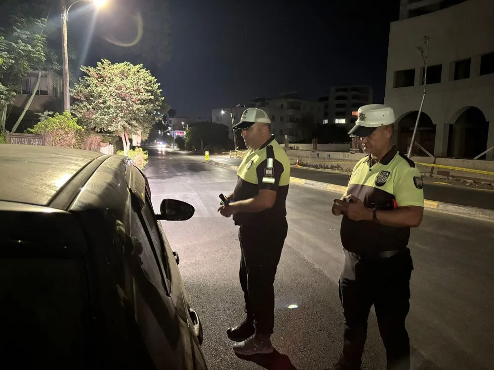 Trafik denetimlerinde 379 sürücü rapor edildi, bir sürücü tutuklandı