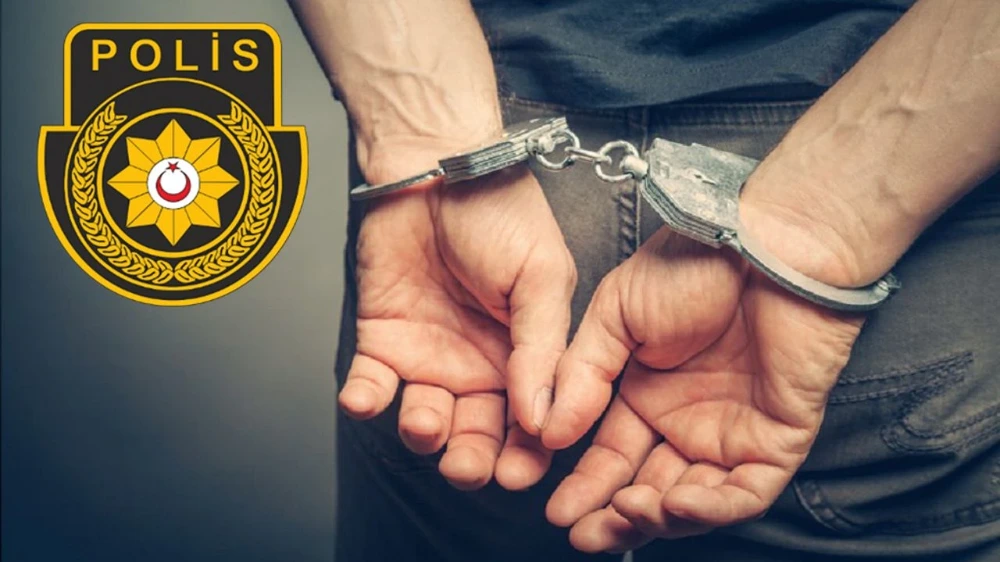 Polisiye bülteni: Alkollü şahıs; şiddet kullanma tehdidi, darp ve rahatsızlık vermekten tutuklandı